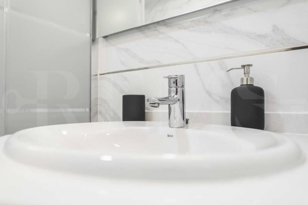 New!! Downtown Malaga. Duque De Rivas. Apartment Luaran gambar